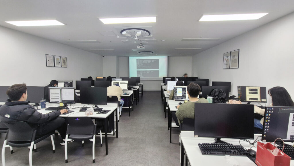 아이폰 앱 개발 과정 완전 정복 3개월 | Swift Xcode UIKit SwiftUI 앱스토어 배포까지 iphone app course designer planner